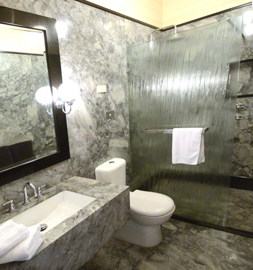 Old Bank Boutique Hotel ميتاغونغ المظهر الخارجي الصورة