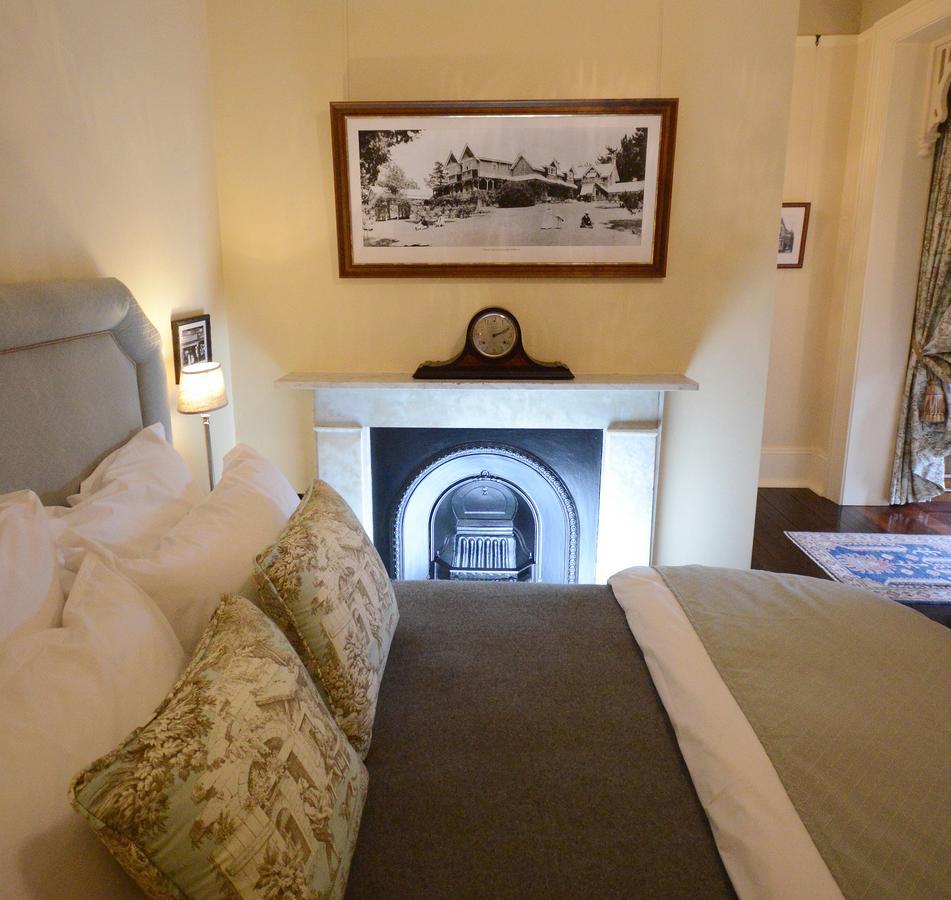 Old Bank Boutique Hotel ميتاغونغ المظهر الخارجي الصورة